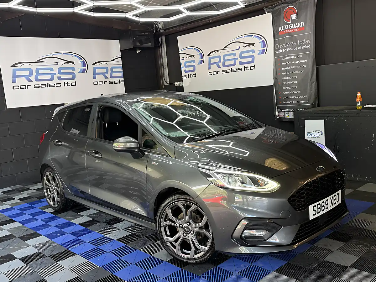 Used 2020 Ford Fiesta ST-Line X Grey - Front View
