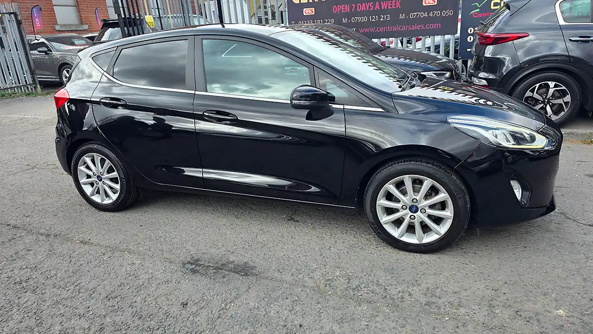 Used 2020 Ford Fiesta Titanium Black - Interior and Exterior details 5