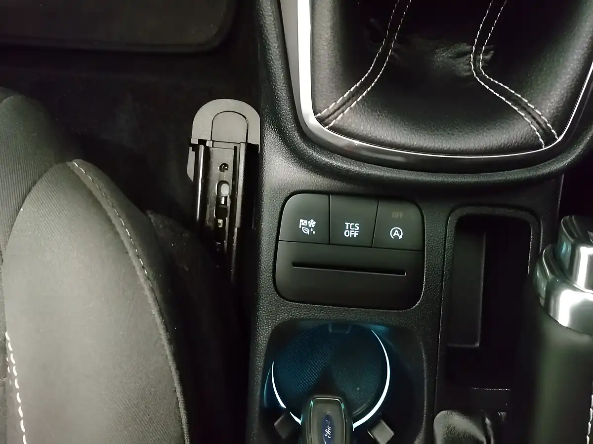 Used 2020 Ford Fiesta Titanium Chrome Blue - Interior and Exterior details 20