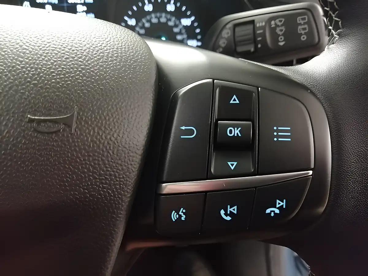 Used 2020 Ford Fiesta Titanium Chrome Blue - Interior and Exterior details 9