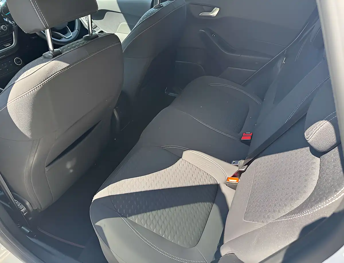 Used 2020 Ford Fiesta Titanium T Frozen White - Interior and Exterior details 18