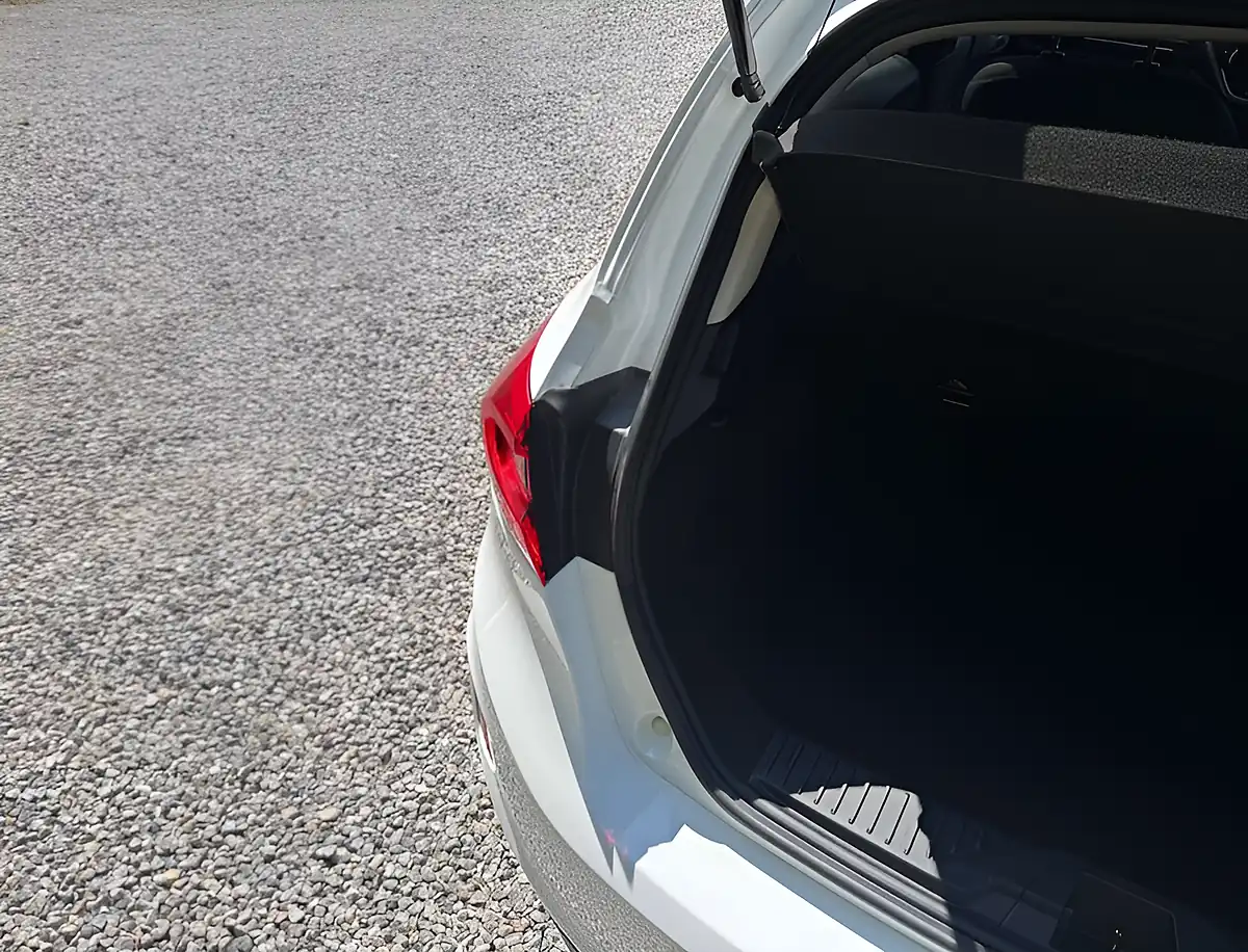Used 2020 Ford Fiesta Titanium T Frozen White - Interior and Exterior details 19