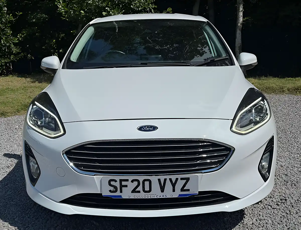 Used 2020 Ford Fiesta Titanium T Frozen White - Interior and Exterior details 8