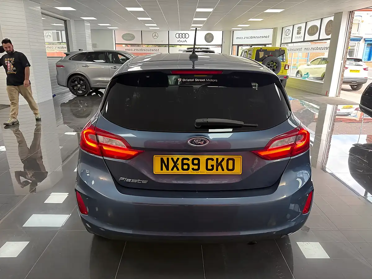 Used 2020 Ford Fiesta Trend Blue - Interior and Exterior details 10