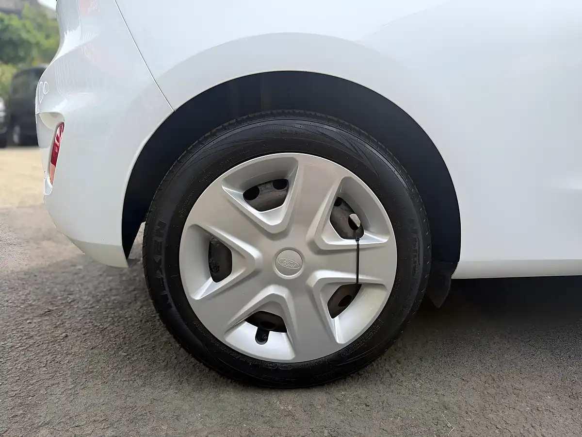 Used 2020 Ford Fiesta Van White - Interior and Exterior details 19