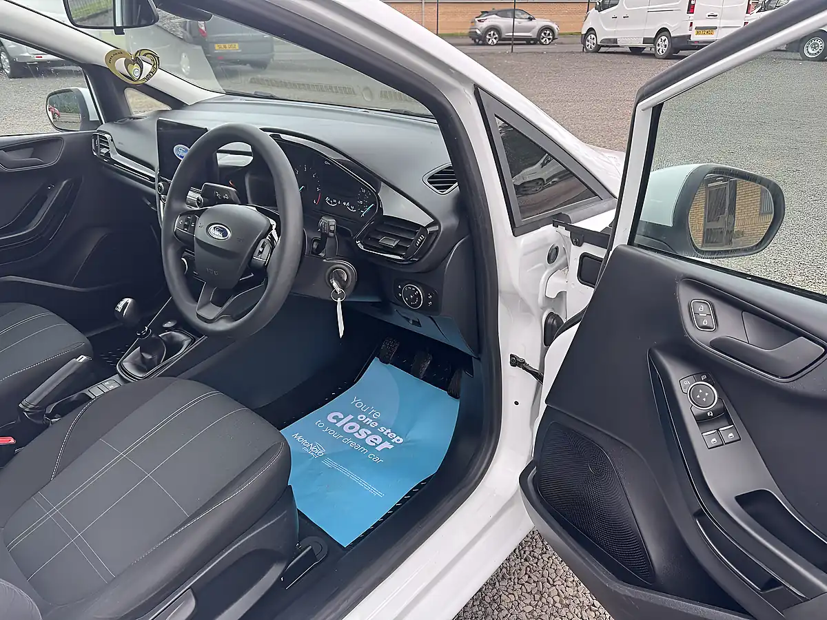 Used 2020 Ford Fiesta Van White - Interior and Exterior details 13
