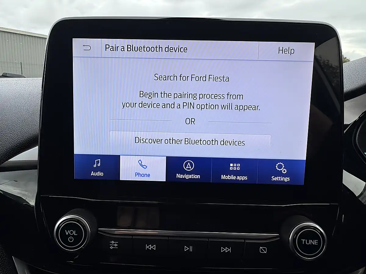 Used 2020 Ford Fiesta Van White - Interior and Exterior details 16