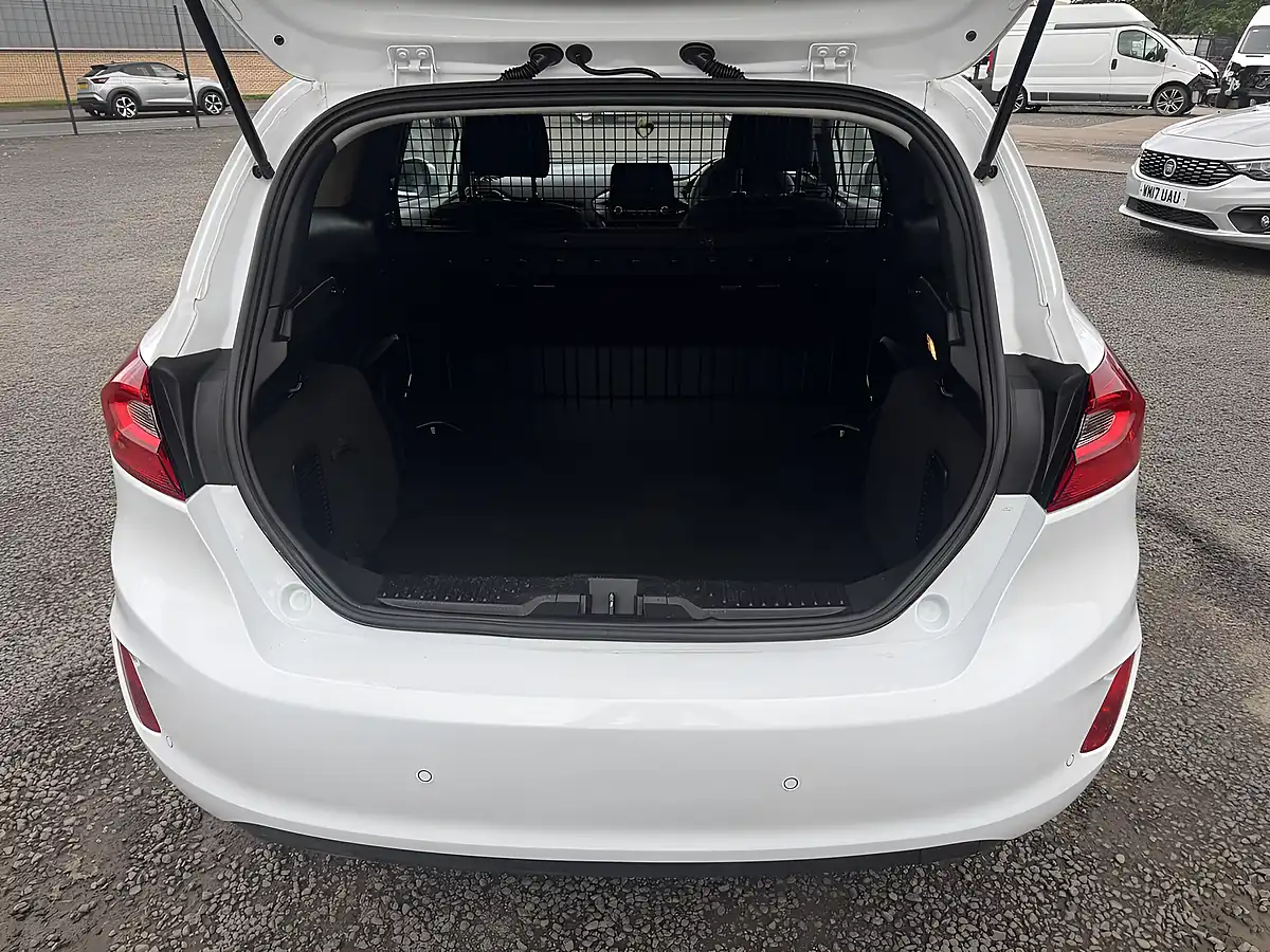 Used 2020 Ford Fiesta Van White - Interior and Exterior details 20