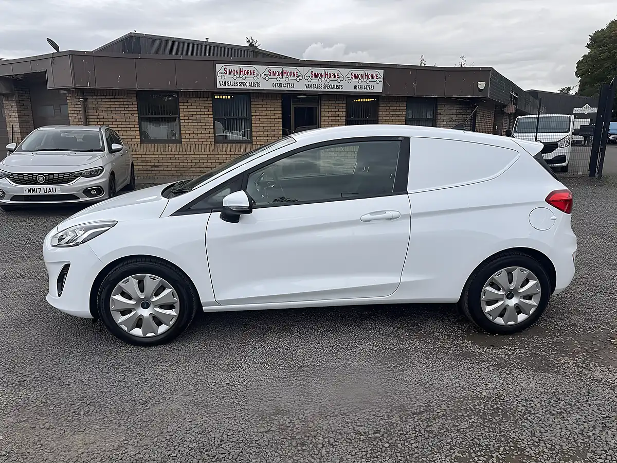 Used 2020 Ford Fiesta Van White - Interior and Exterior details 9