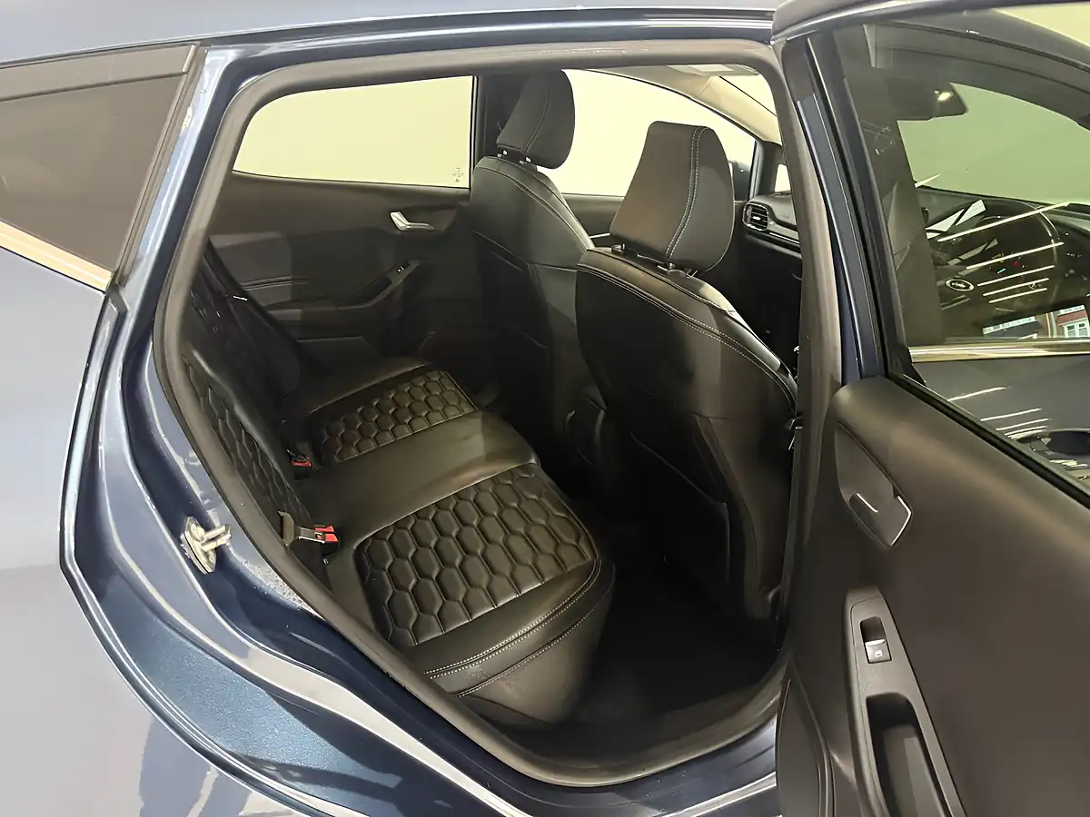 Used 2020 Ford Fiesta Vignale Blue - Interior and Exterior details 13