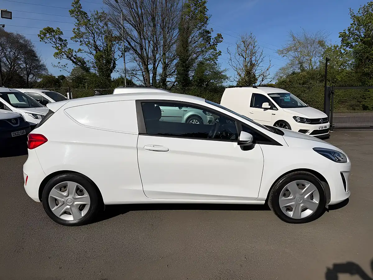 Used 2020 Ford Fiesta White - Interior and Exterior details 10