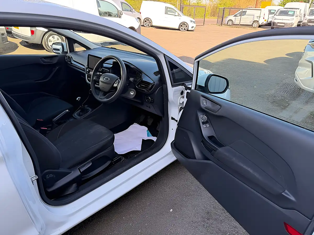 Used 2020 Ford Fiesta White - Interior and Exterior details 13