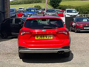 Used 2020 Ford Focus Active Red - Interior and Exterior details 3
