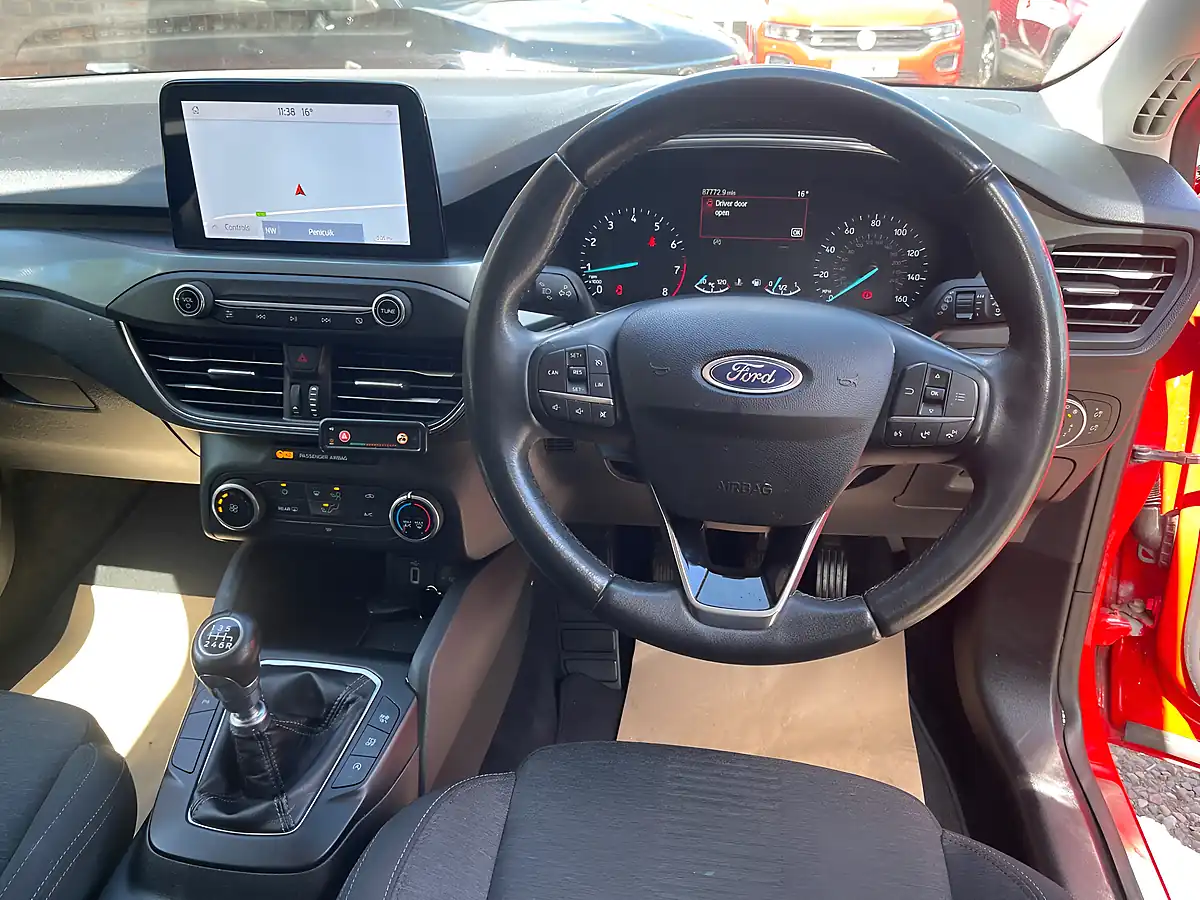 Used 2020 Ford Focus Active Red - Interior and Exterior details 9