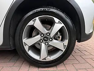 Used 2020 Ford Focus Active Silver - Interior and Exterior details 12