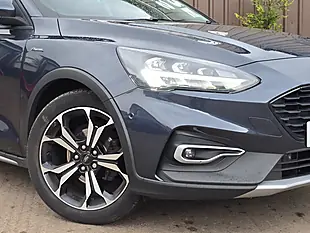 Used 2020 Ford Focus Active X Blue - Interior and Exterior details 2
