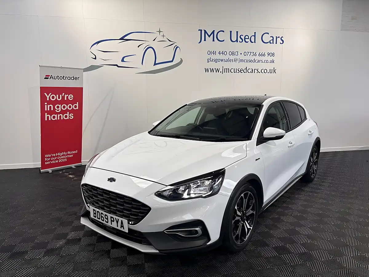 Used 2020 Ford Focus Active X Frozen White - Front View