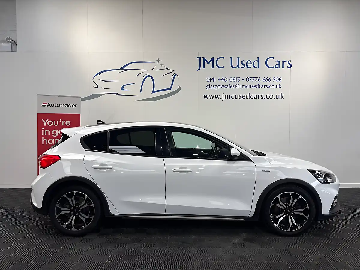 Used 2020 Ford Focus Active X Frozen White - Interior and Exterior details 3