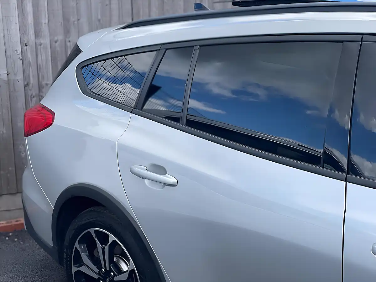 Used 2020 Ford Focus Active X Silver - Interior and Exterior details 11