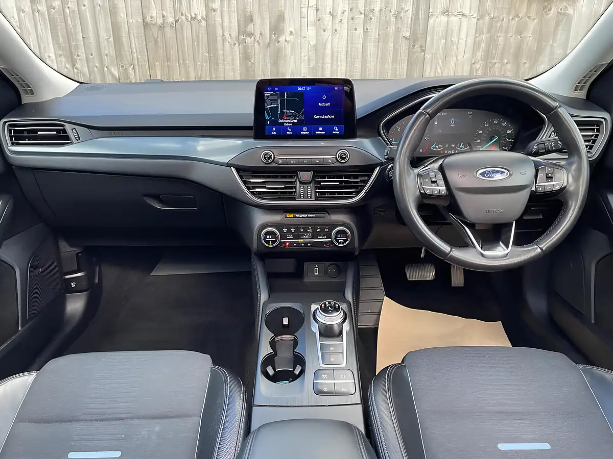 Used 2020 Ford Focus Active X Silver - Interior and Exterior details 16