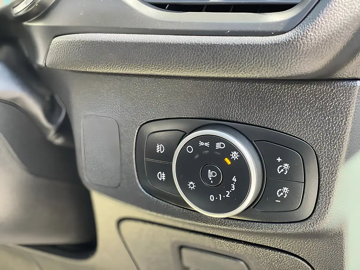 Used 2020 Ford Focus Active X Silver - Interior and Exterior details 18