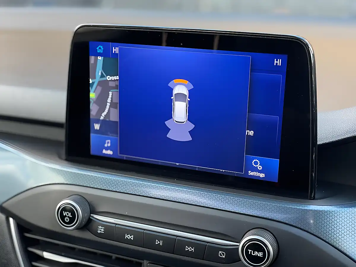 Used 2020 Ford Focus Active X Silver - Interior and Exterior details 4