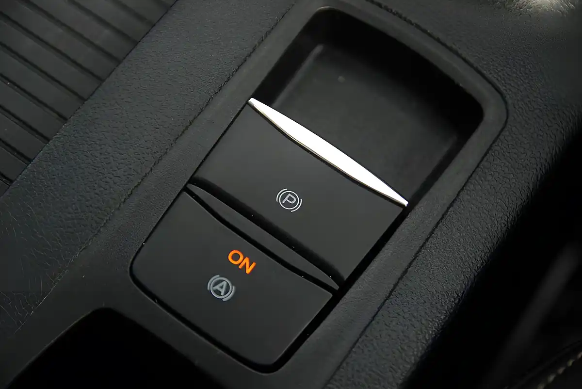 Used 2020 Ford Focus Active X Vignale Edition White - Interior and Exterior details 11