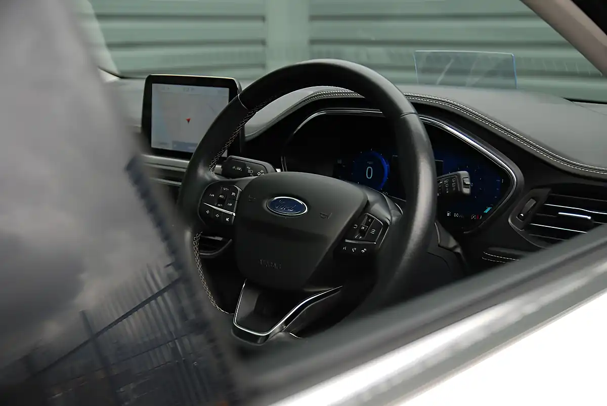 Used 2020 Ford Focus Active X Vignale Edition White - Interior and Exterior details 13