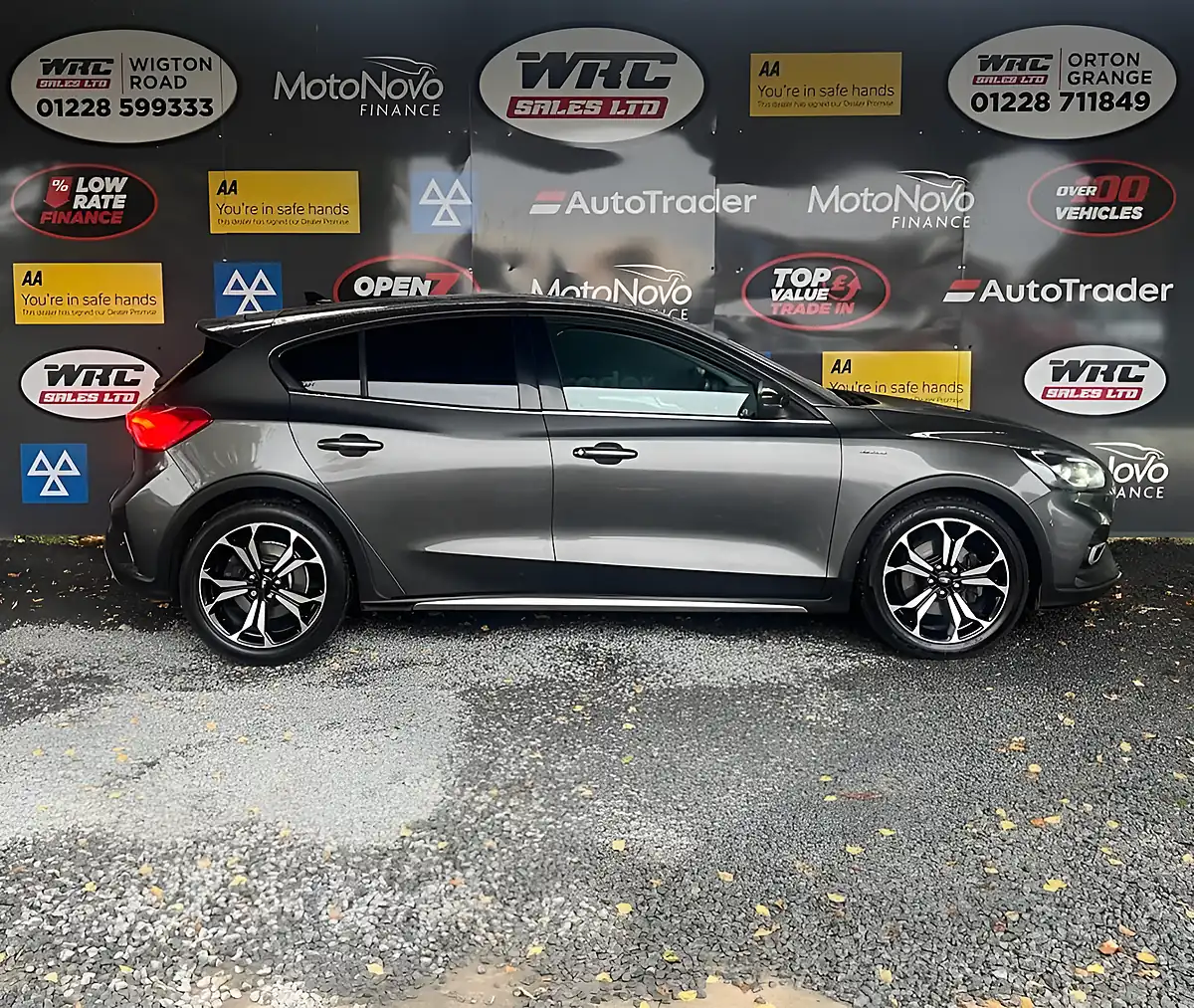 Used 2020 Ford Focus Active X Vignale Grey - Interior and Exterior details 5