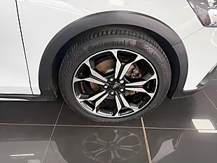 Used 2020 Ford Focus Active X White - Interior and Exterior details 13