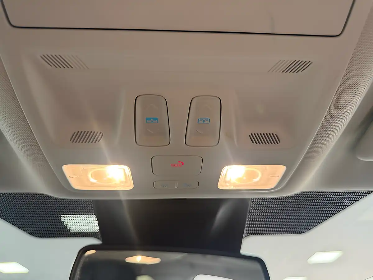 Used 2020 Ford Focus Active X White - Interior and Exterior details 20