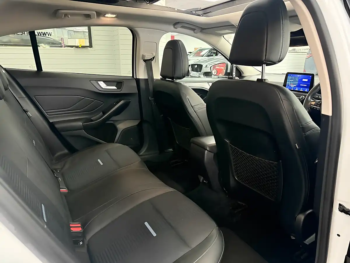 Used 2020 Ford Focus Active X White - Interior and Exterior details 4