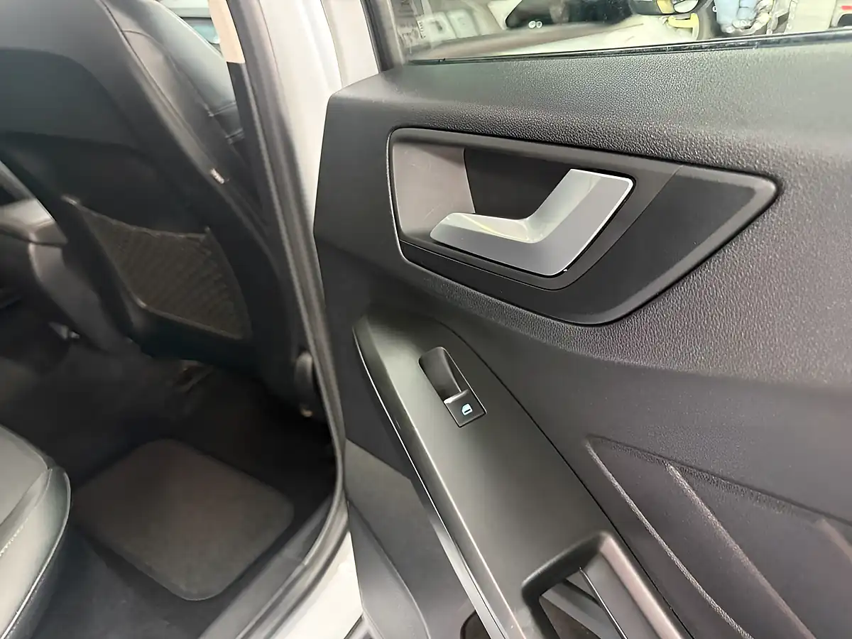 Used 2020 Ford Focus Active X White - Interior and Exterior details 6