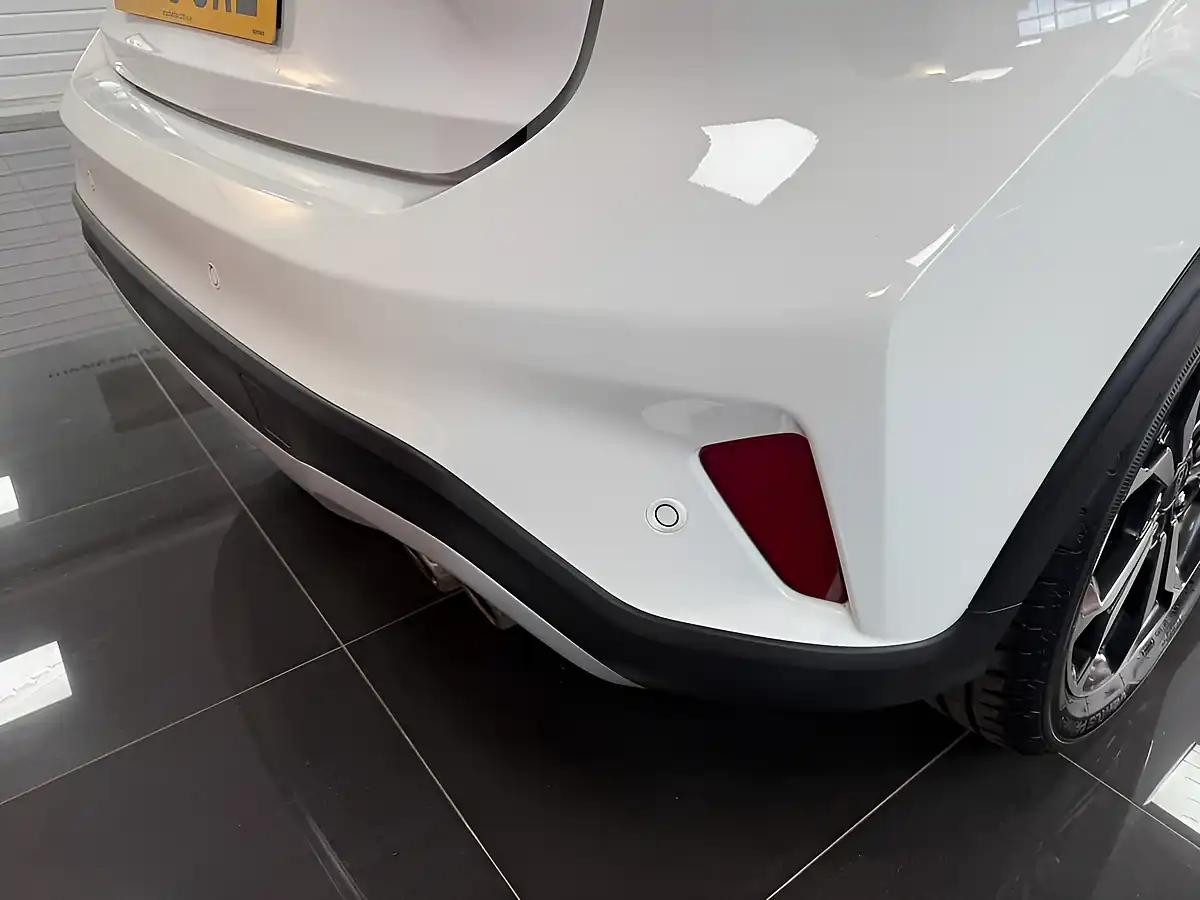 Used 2020 Ford Focus Active X White - Interior and Exterior details 8