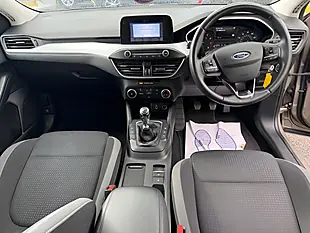 Used 2020 Ford Focus Beige - Interior and Exterior details 10