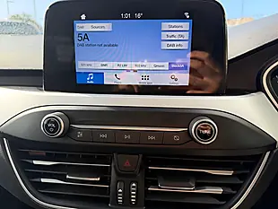 Used 2020 Ford Focus Beige - Interior and Exterior details 17
