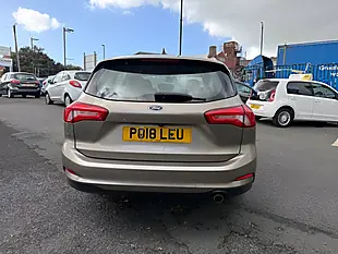 Used 2020 Ford Focus Beige - Interior and Exterior details 18