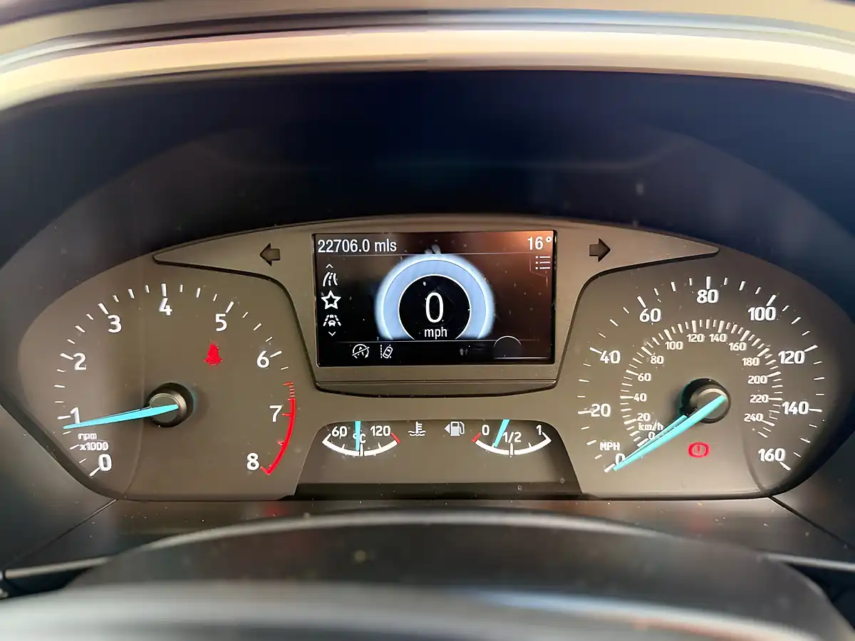 Used 2020 Ford Focus Beige - Interior and Exterior details 4