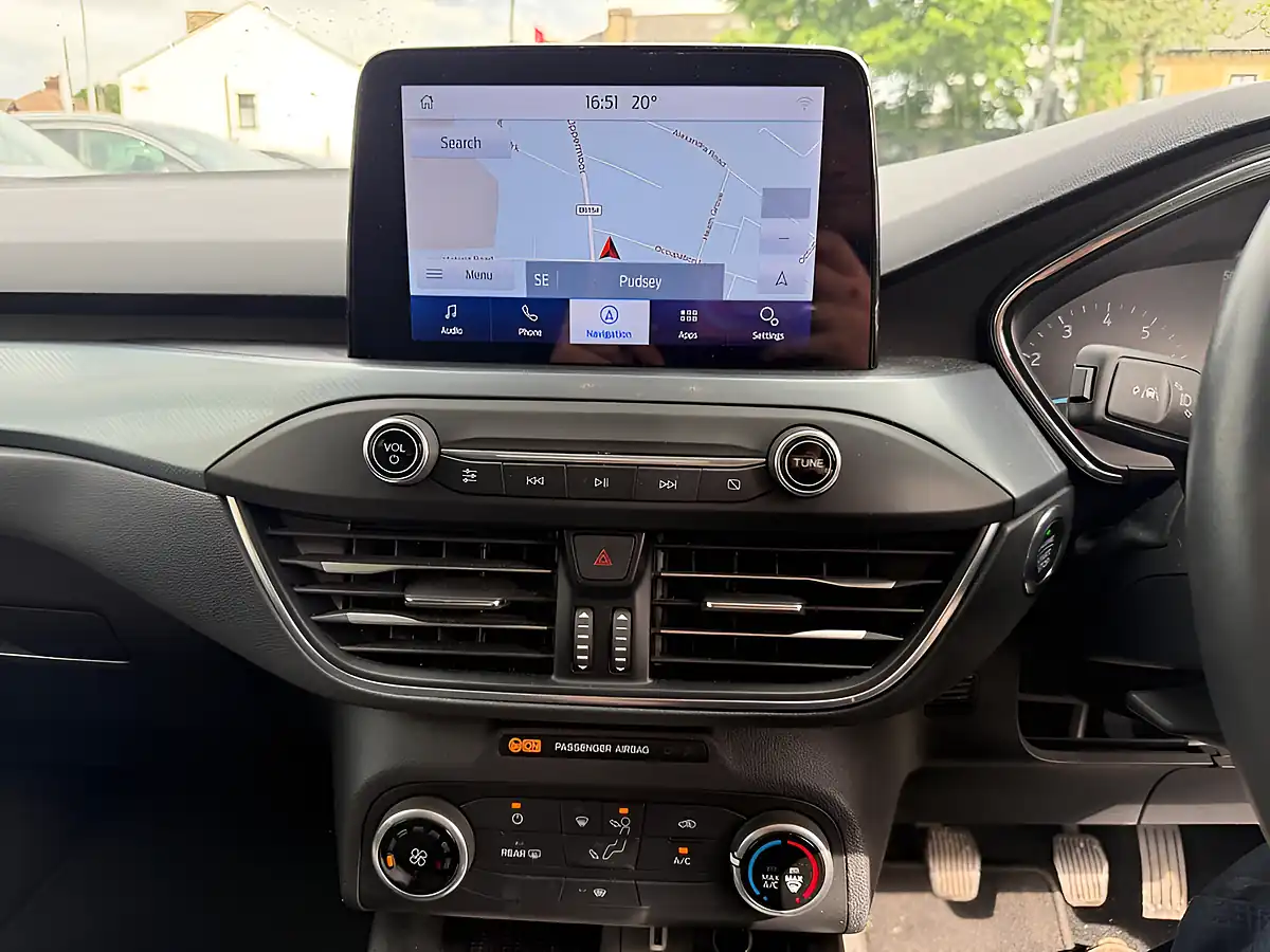 Used 2020 Ford Focus Blue - Interior and Exterior details 14