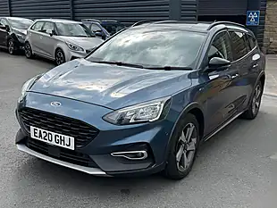 Used 2020 Ford Focus Blue - Interior and Exterior details 3