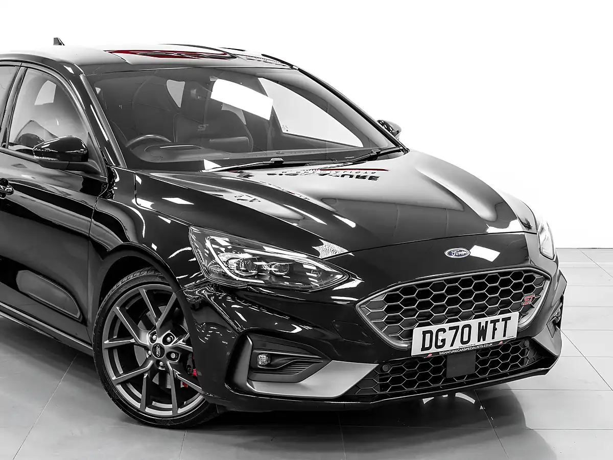 Used 2020 Ford Focus ST Black - Interior and Exterior details 7