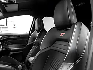 Used 2020 Ford Focus ST Black - Interior and Exterior details 17