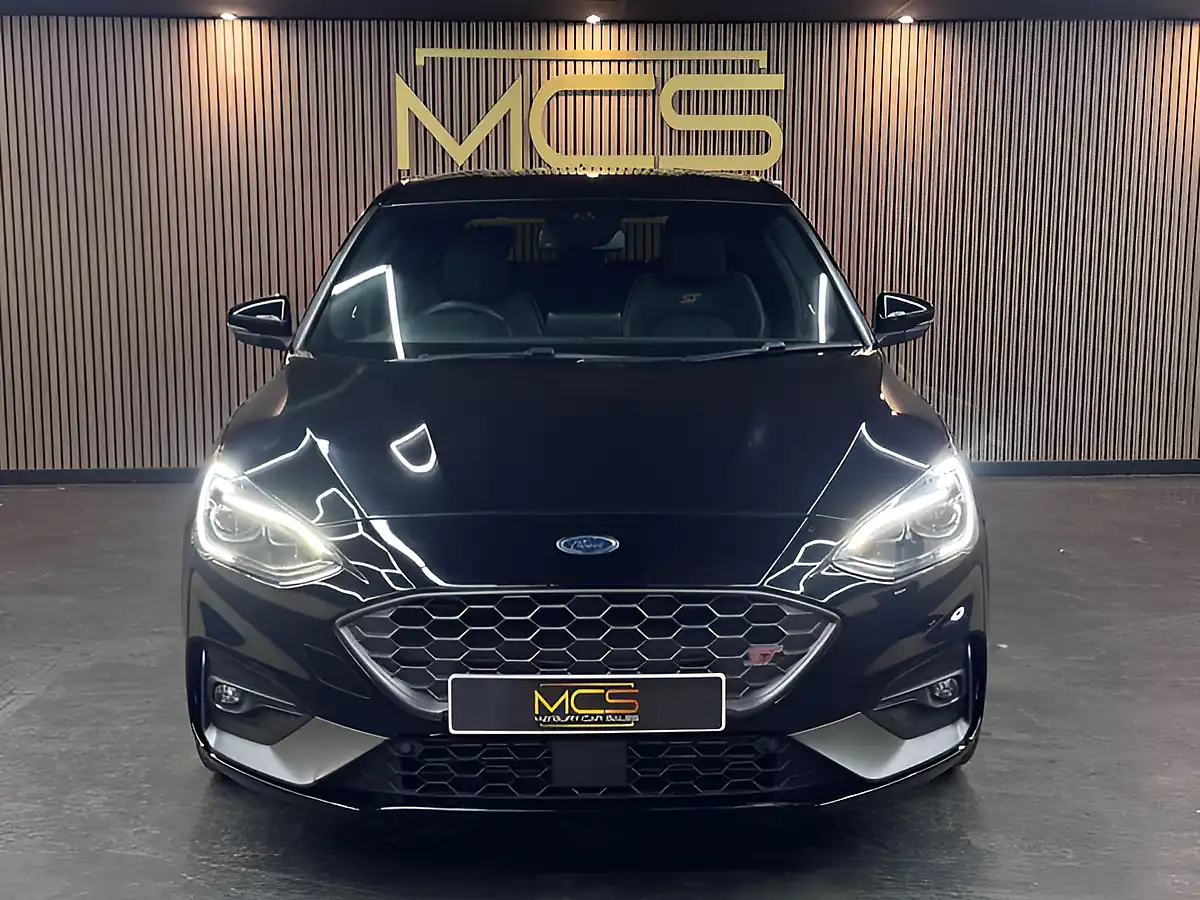 Used 2020 Ford Focus ST Black - Interior and Exterior details 2