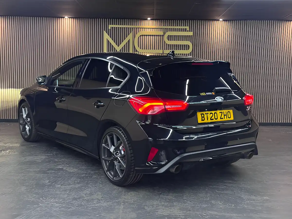 Used 2020 Ford Focus ST Black - Interior and Exterior details 8
