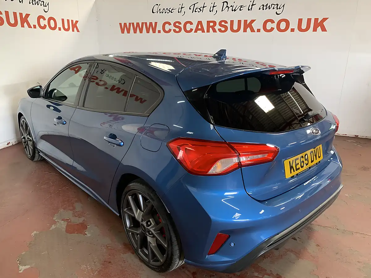 Used 2020 Ford Focus ST Blue - Interior and Exterior details 6