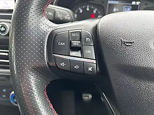 Used 2020 Ford Focus ST-Line Blue - Interior and Exterior details 10