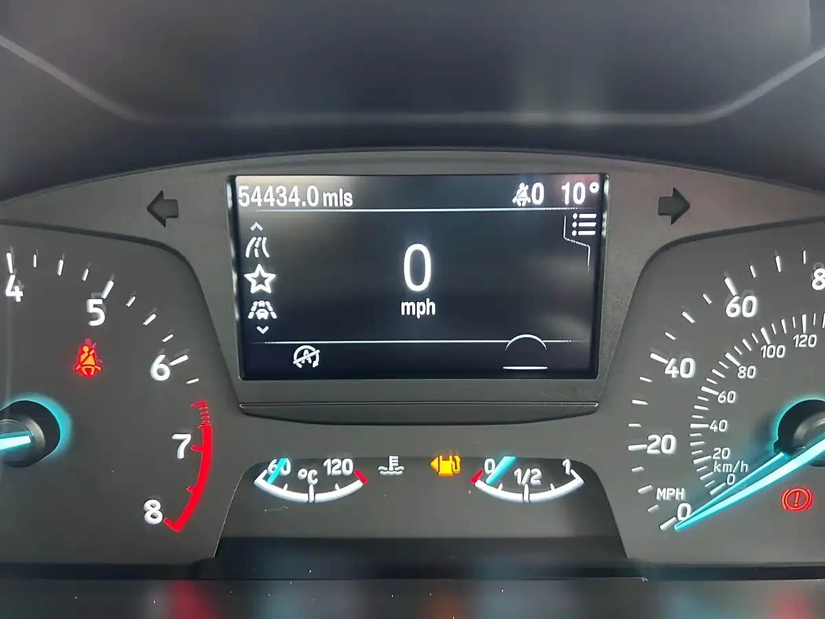 Used 2020 Ford Focus ST-Line Blue - Interior and Exterior details 12