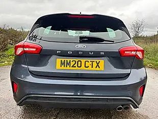 Used 2020 Ford Focus ST-Line Blue - Interior and Exterior details 8