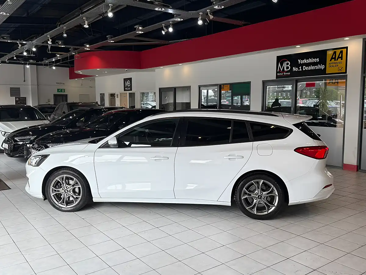 Used 2020 Ford Focus ST-Line Edition White - Interior and Exterior details 7