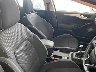 Used 2020 Ford Focus ST-Line - Interior and Exterior details 12